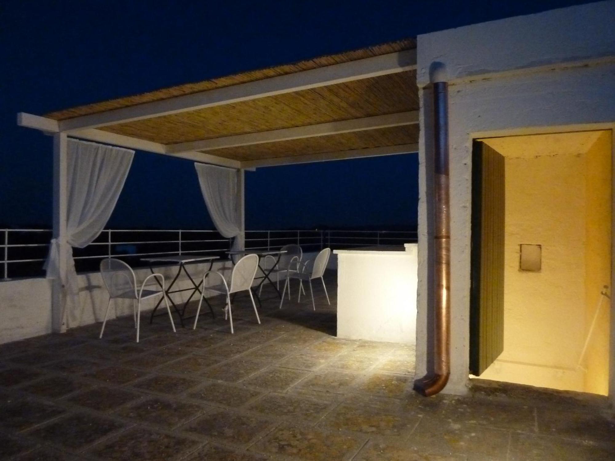 B&B Don Giovanni โมโนโปลี ภายนอก รูปภาพ